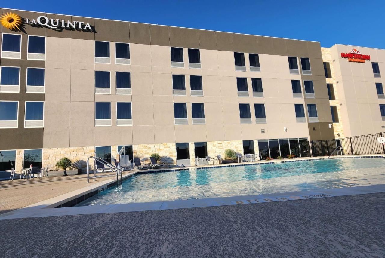 Hawthorn Suites By Wyndham Del Rio Luaran gambar