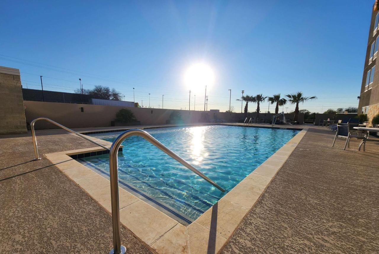Hawthorn Suites By Wyndham Del Rio Luaran gambar